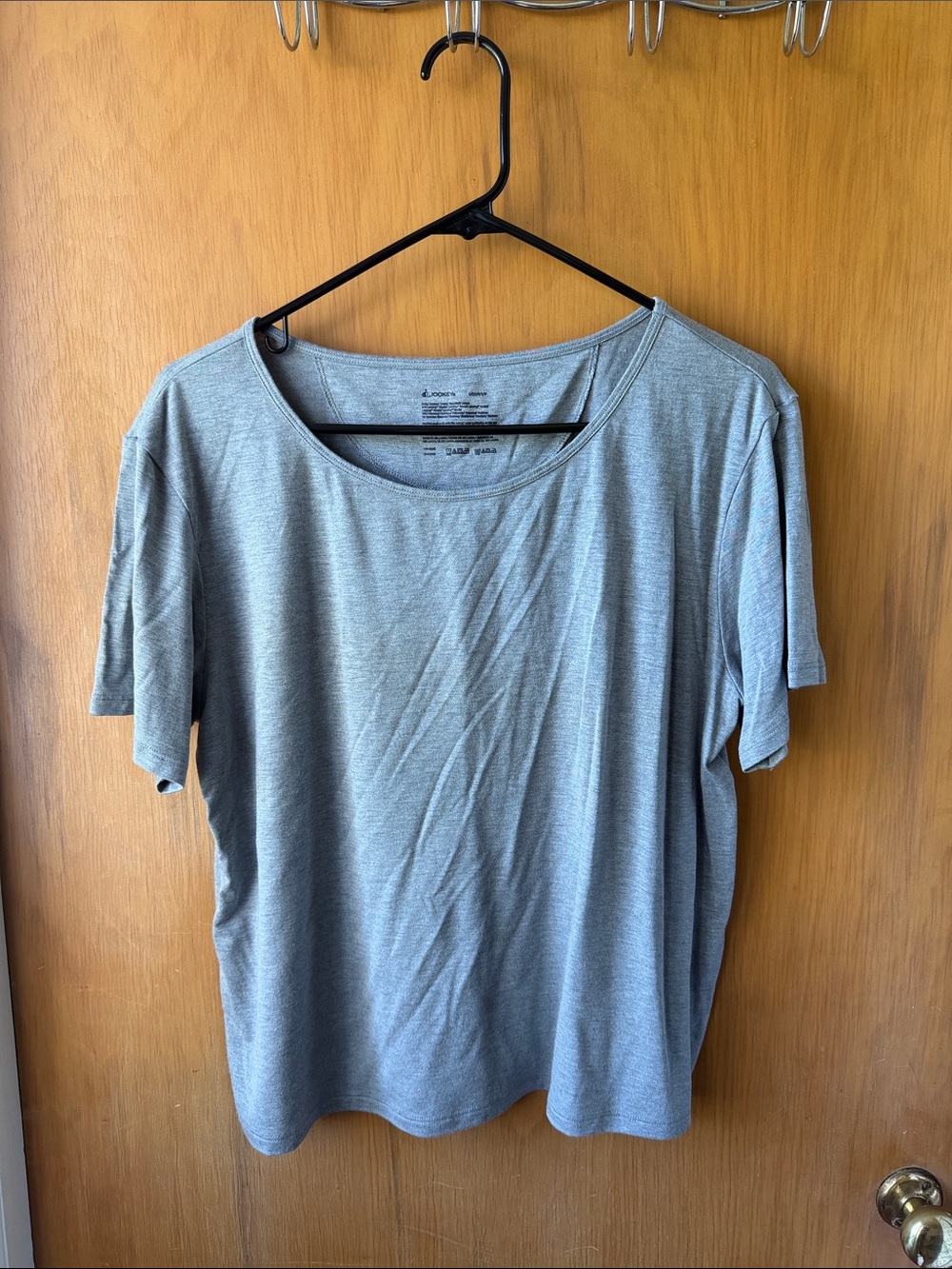 Lightweight Women's Scoop Neck Tee